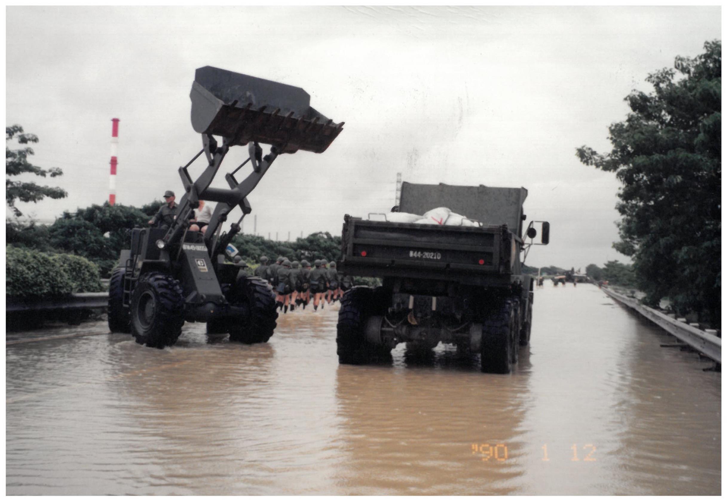 國軍機具投入救災任務